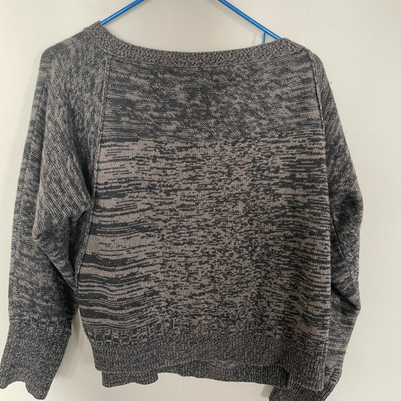 Brochu Walker Gray Brown Sweater s small wool cashmere blend tiny hole - Picture 2 of 5